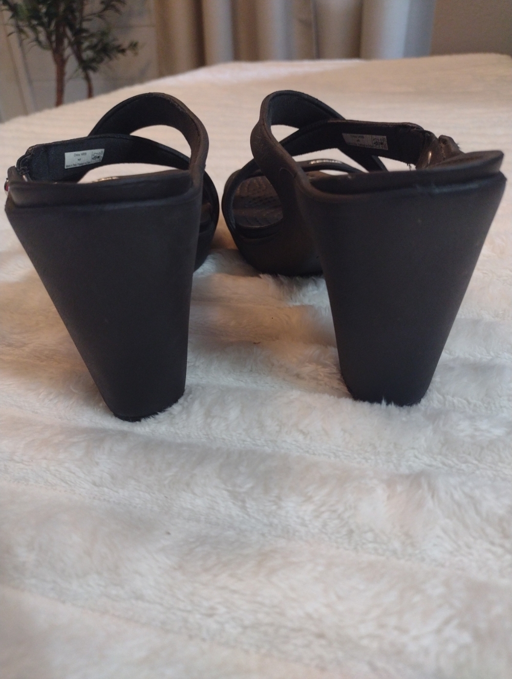 CROCS Cyprus IV Women's 6 Open Toe Slip-on Heel Sandals Strappy Comfort Black - Picture 8 of 13